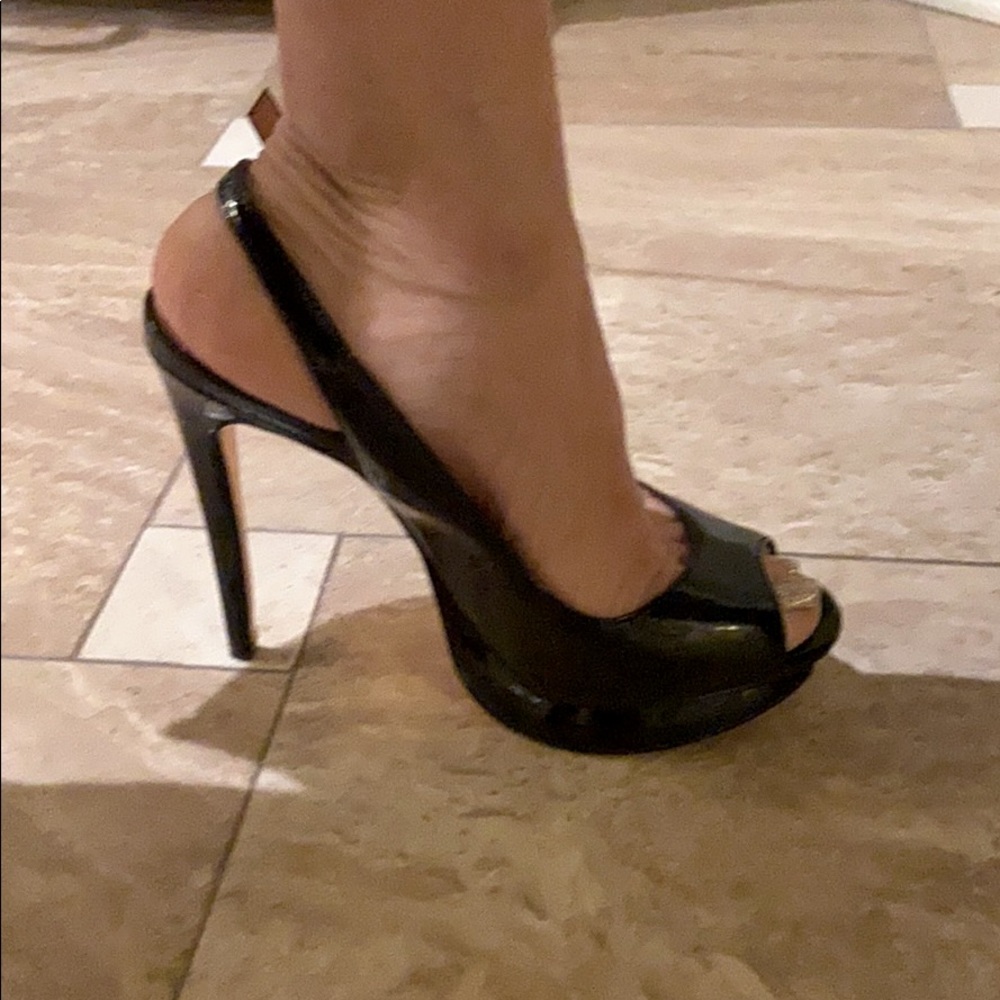 BCBG Open toe platforms